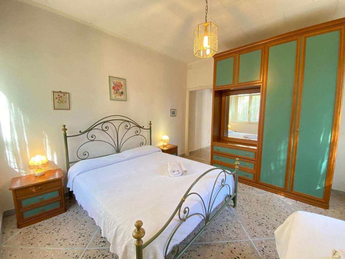 Pineta Apartament Tirrenia Buitenkant foto