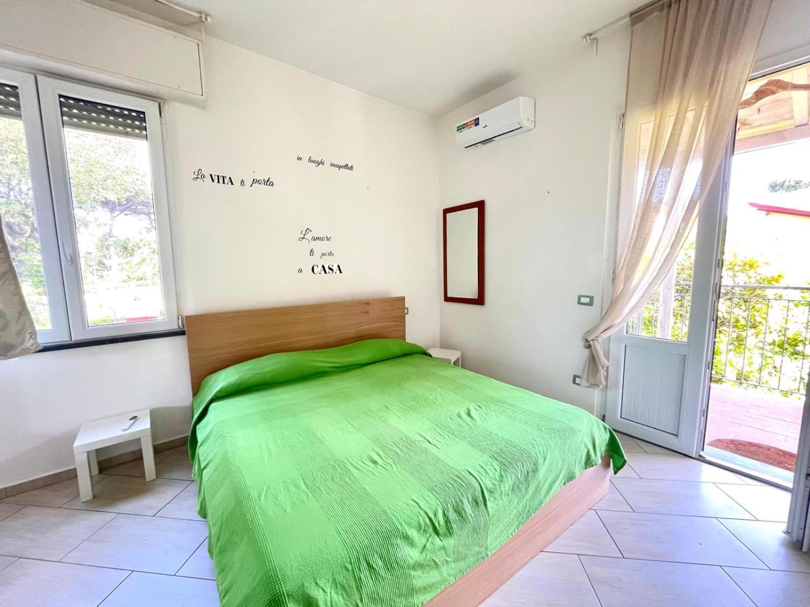 Pineta Apartament Tirrenia Buitenkant foto
