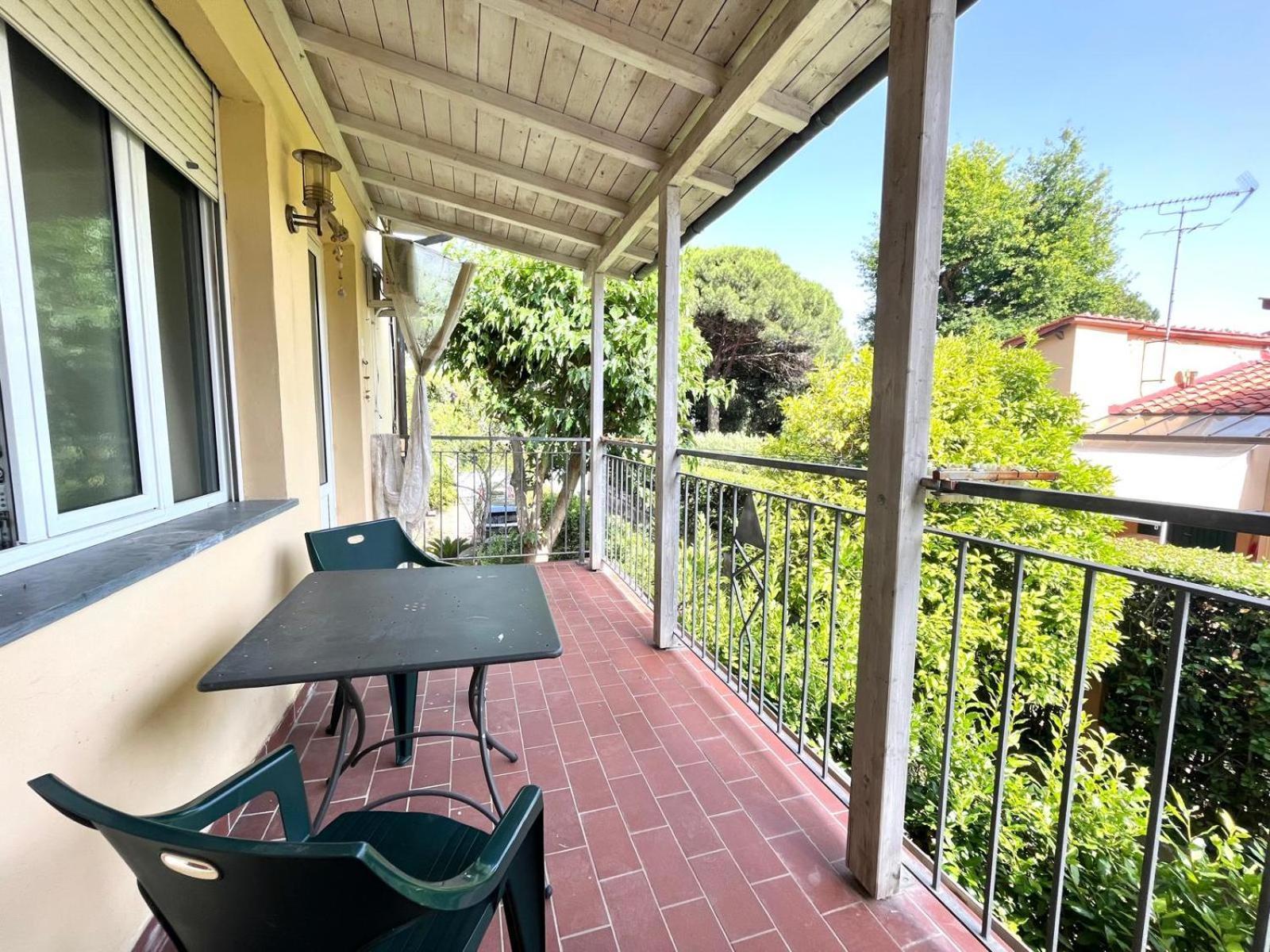 Pineta Apartament Tirrenia Buitenkant foto